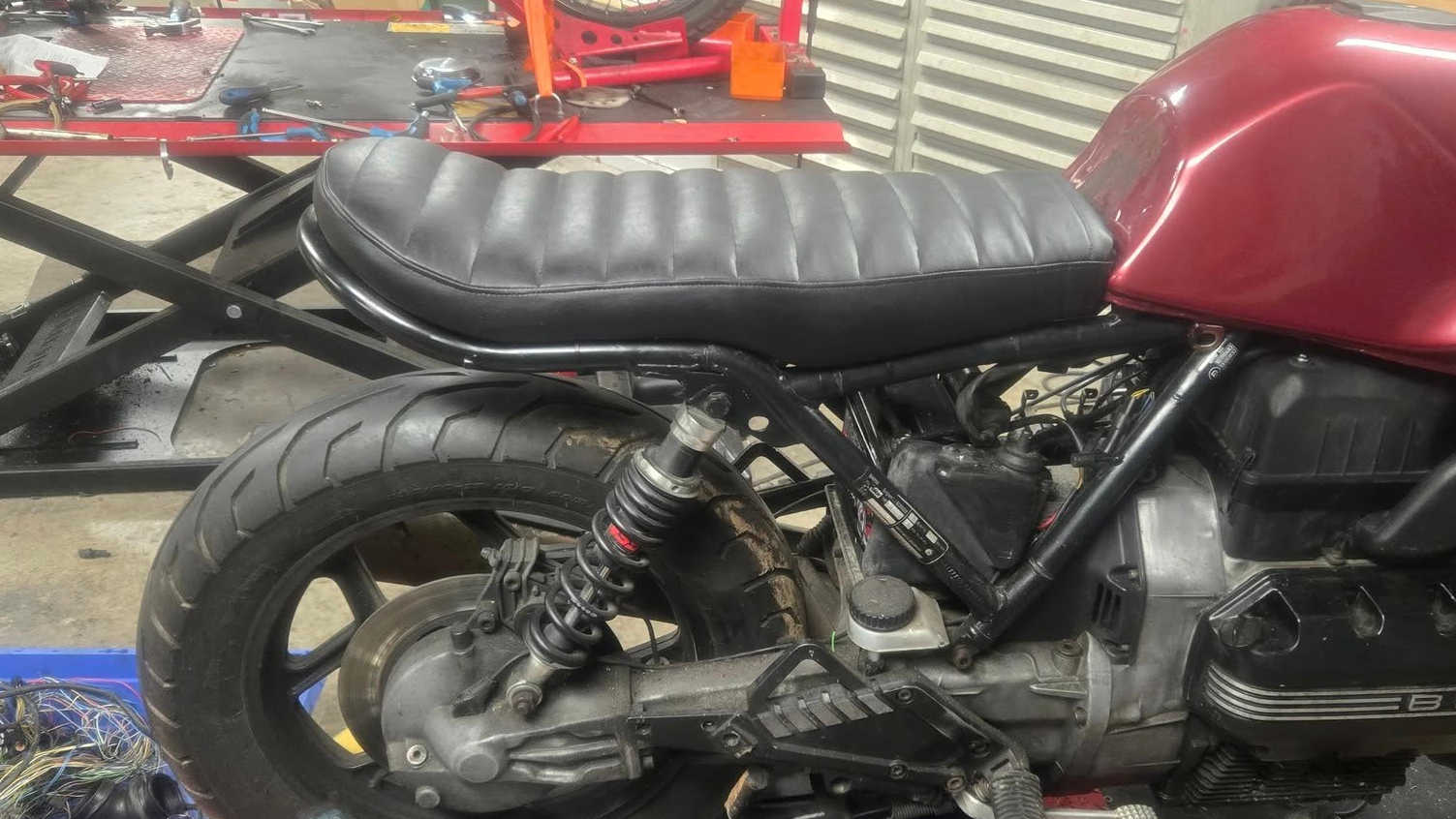 zadel-op-maat-oldtimer-motor-2